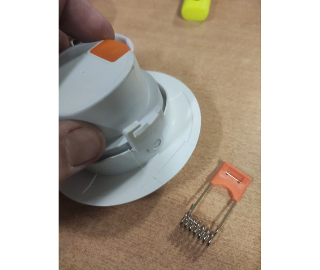 Светильник светодиодный ULTRA SD 7W 3000K Ø90х43